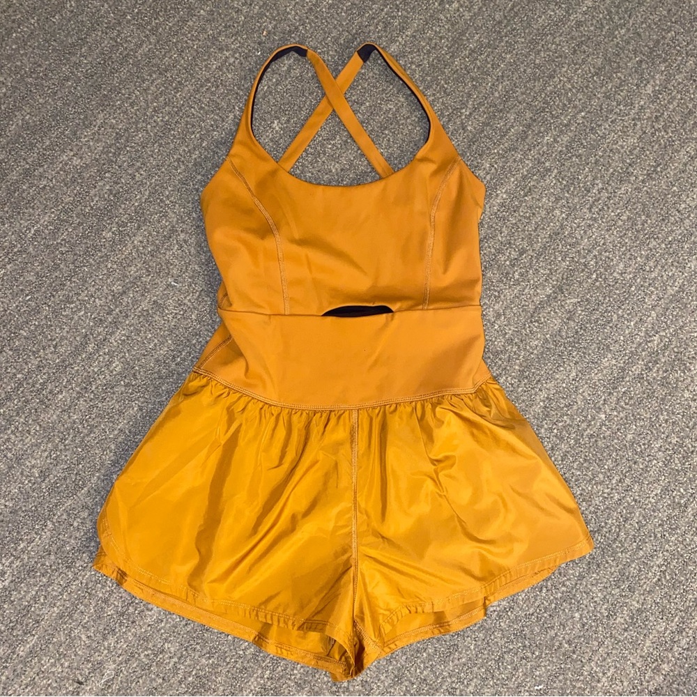 Size S Free People Runsie, worn once!!💛